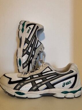 Asics Gel-NYC 2055
